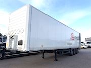 trailer schmitz 3_aks_skadet_box_trailer lukket_kasse