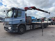 lkws mercedes 2533_6x2_4_fast_lad_m_hmf_1820 autokran_pritsche